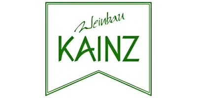 Logo Weinbau Kainz, bekannt für Selchwaren, Brot- und Gebäckvariationen, Säfte, Edelbrände und Qualitätsweine, erhältlich bei Grabner in St. Magdalena